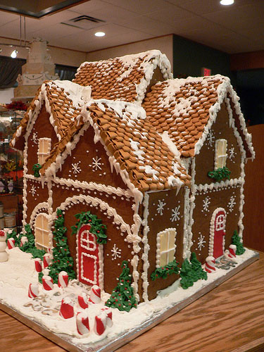 Unusual Gingerbread House 2
