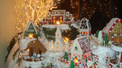  - gingerbread-village-caff-torino-2010-picture-3-21429351