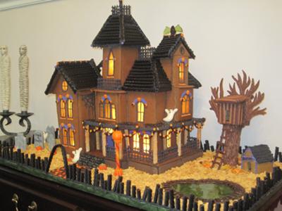 halloween gingerbread mansion 2010